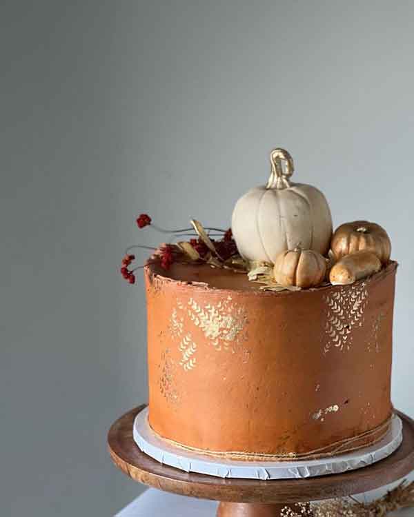 مدل کیک هالووین جدید 2023؛ ترسناک با اشکال جالب و زیبا کدو (فانتزی- کاپ کیک)