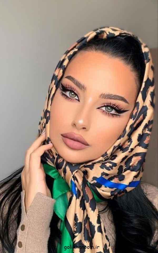 مدل میکاپ با پیشانی بلند
