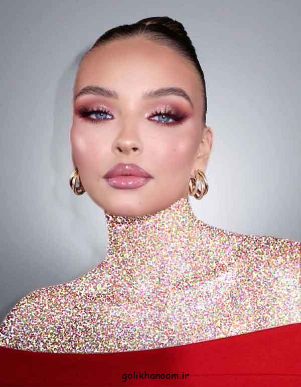 آرایش مناسب برای لباس قرمز، 30 نمونه میکاپ چشم به سبک های مختلف با لباس قرمز  