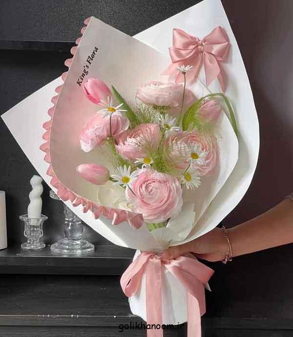دسته گلی برای عکاسی در جشن تولد؛ شیک و جدید لاکچری [بزرگ کوچیک] رنگ‌های شاد