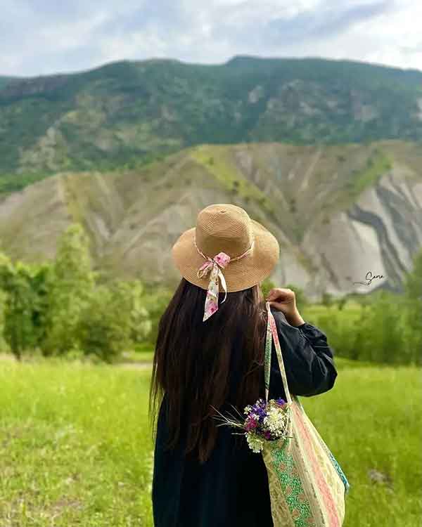 100 پروفایل خاص و تک 2025؛ منحصربه‌فرد و جذاب [پروفایل در شبکه‌های اجتماعی] 