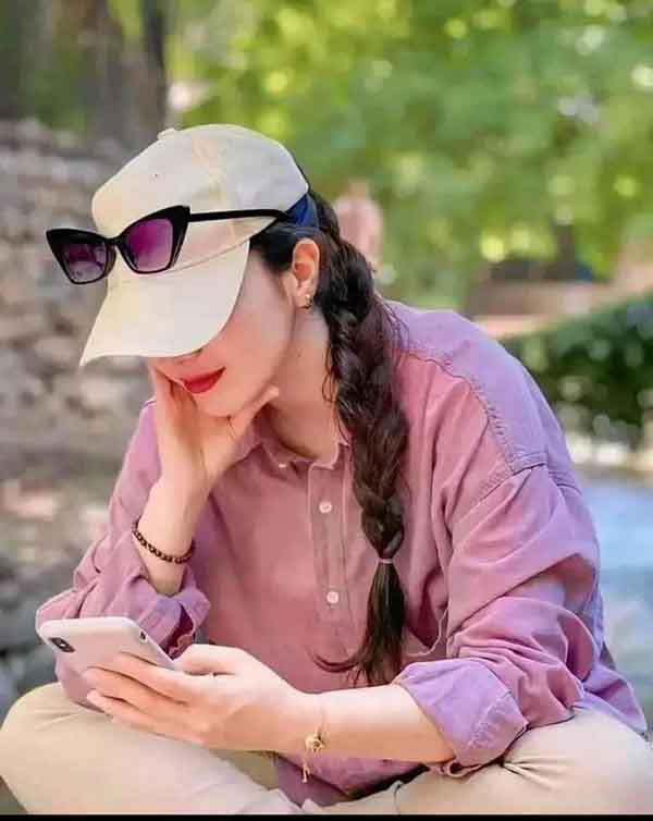 100 پروفایل خاص و تک 2025؛ منحصربه‌فرد و جذاب [پروفایل در شبکه‌های اجتماعی] 