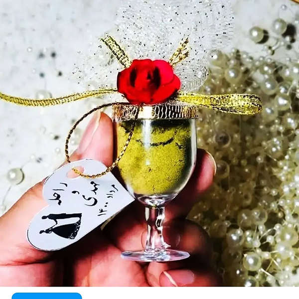 تزیین حنای خشک برای مهمانها؛ 30 طرح برای هدیه دادن کیسه‌ توری، ظروف شیشه‌ای 