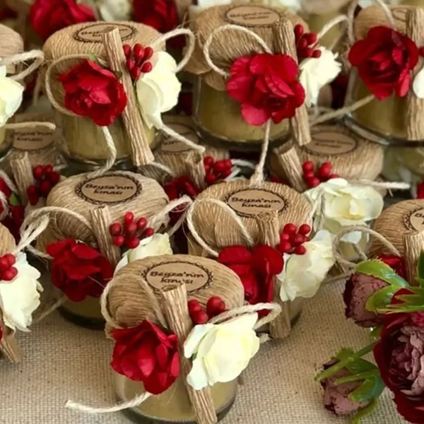 تزیین حنای خشک برای مهمانها؛ 30 طرح برای هدیه دادن کیسه‌ توری، ظروف شیشه‌ای 