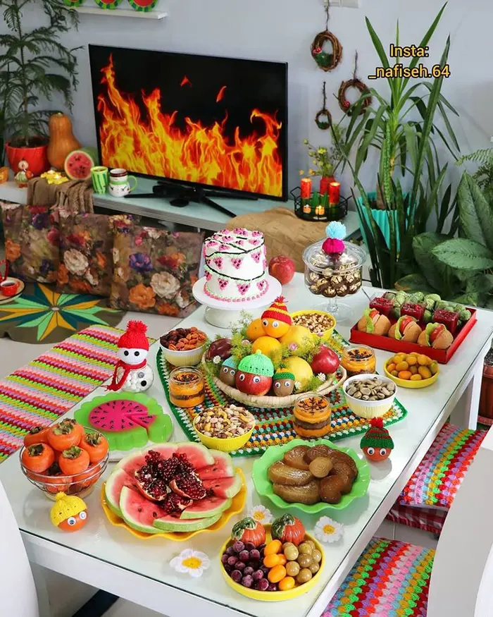 ۵۰ سفره شب یلدا ساده و شیک ۲۰۲۶؛ ترکیب عشق، رنگ، سنت، اصالت - با کمترین هزینه